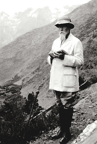 Н. К. Рерих в экспедиции. / Nicholas Roerich during the expedition
