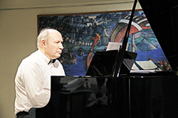 Музыкальная гостиная: «Грёзы о счастье». Фортепианные произведения П.И. Чайковского